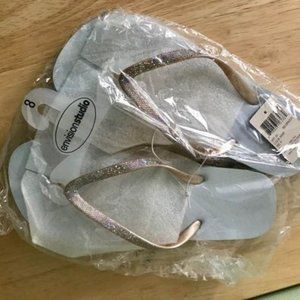 EnvisionStudio Sz.8 Flip Flops - Super Light Pale Blue w/ Rose-Biege Iridescent